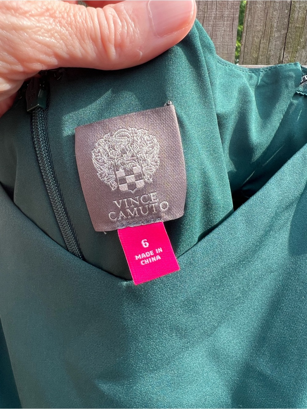 👗Vince Camuto Off-Shoulder Emerald Green Cocktail Dress - Picture 6 of 10